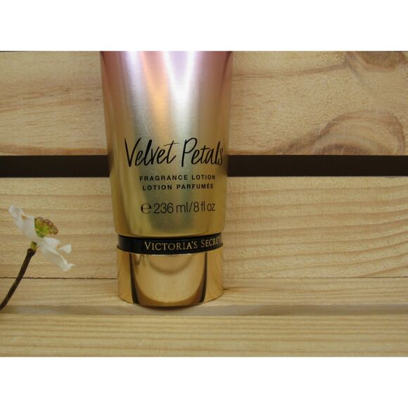 Victoria's Secret VELVET PETALS Fragrance Lotion 8oz. NEW! - Picture 5 of 6